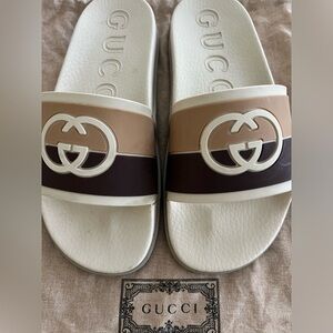 Gucci interlocking G logo Rubber slides